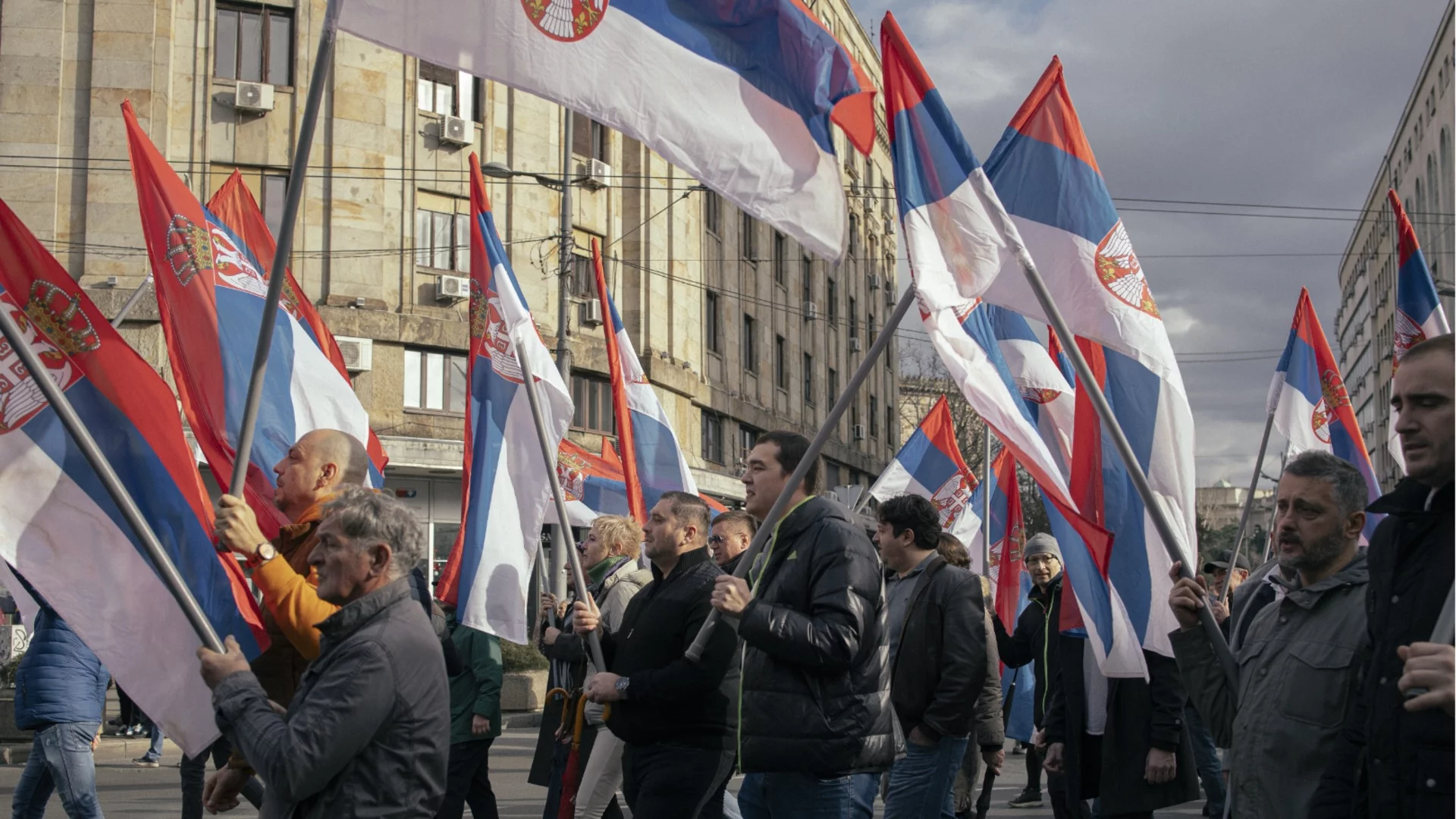 Сърбия имат "новия Тито", ние - неработещи институции: Ще излезем ли на протести като тях? (ВИДЕО)