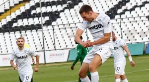 Бой в тунела на мач от Първа лига