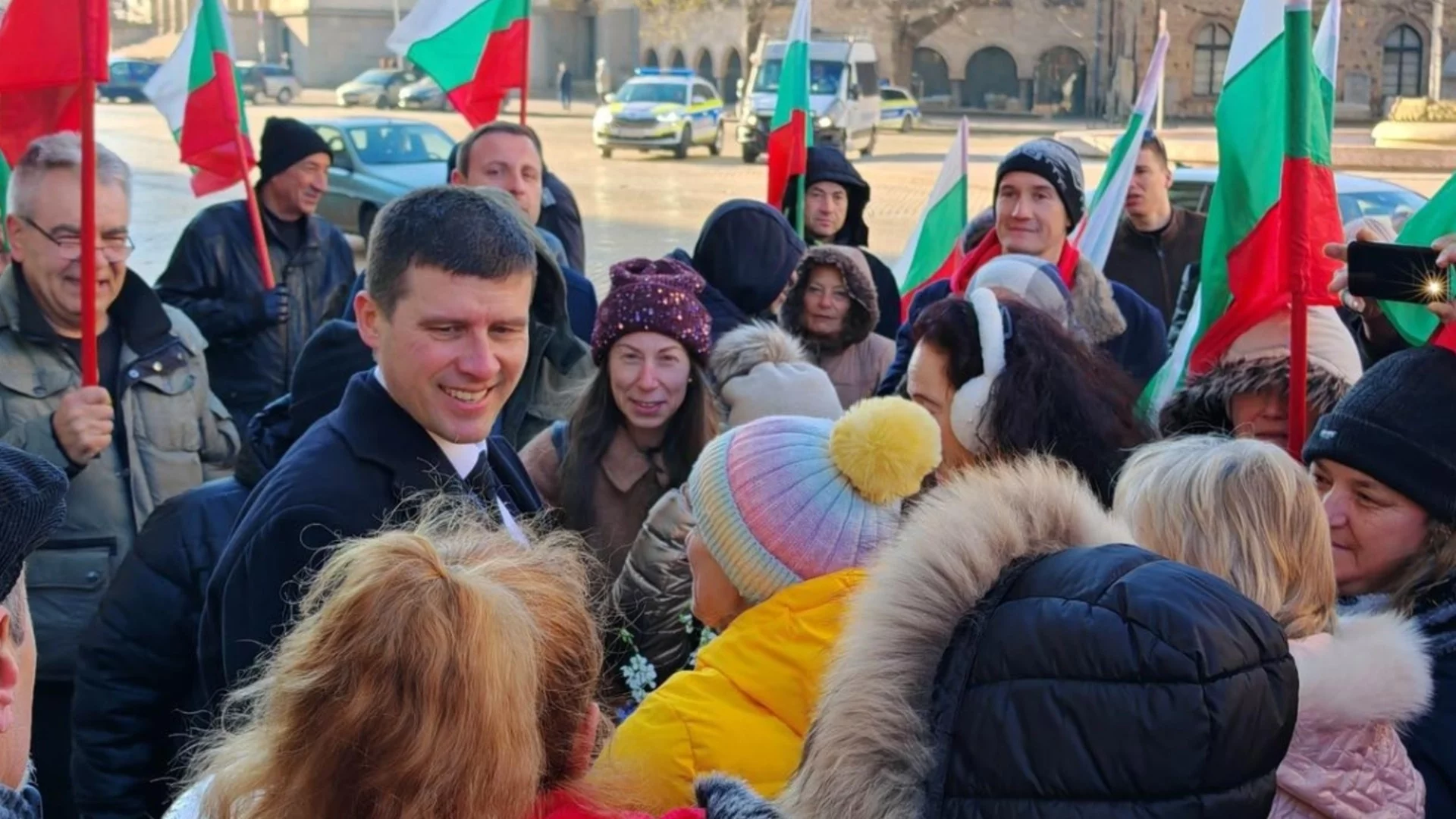 Ивелин Михайлов се закле, а един билборд против хазарта стресна цяла София - важното от мрежата на 19 март