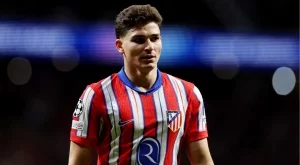 От Атлетико Мадрид охладиха мераците на Ливърпул за Хулиан Алварес