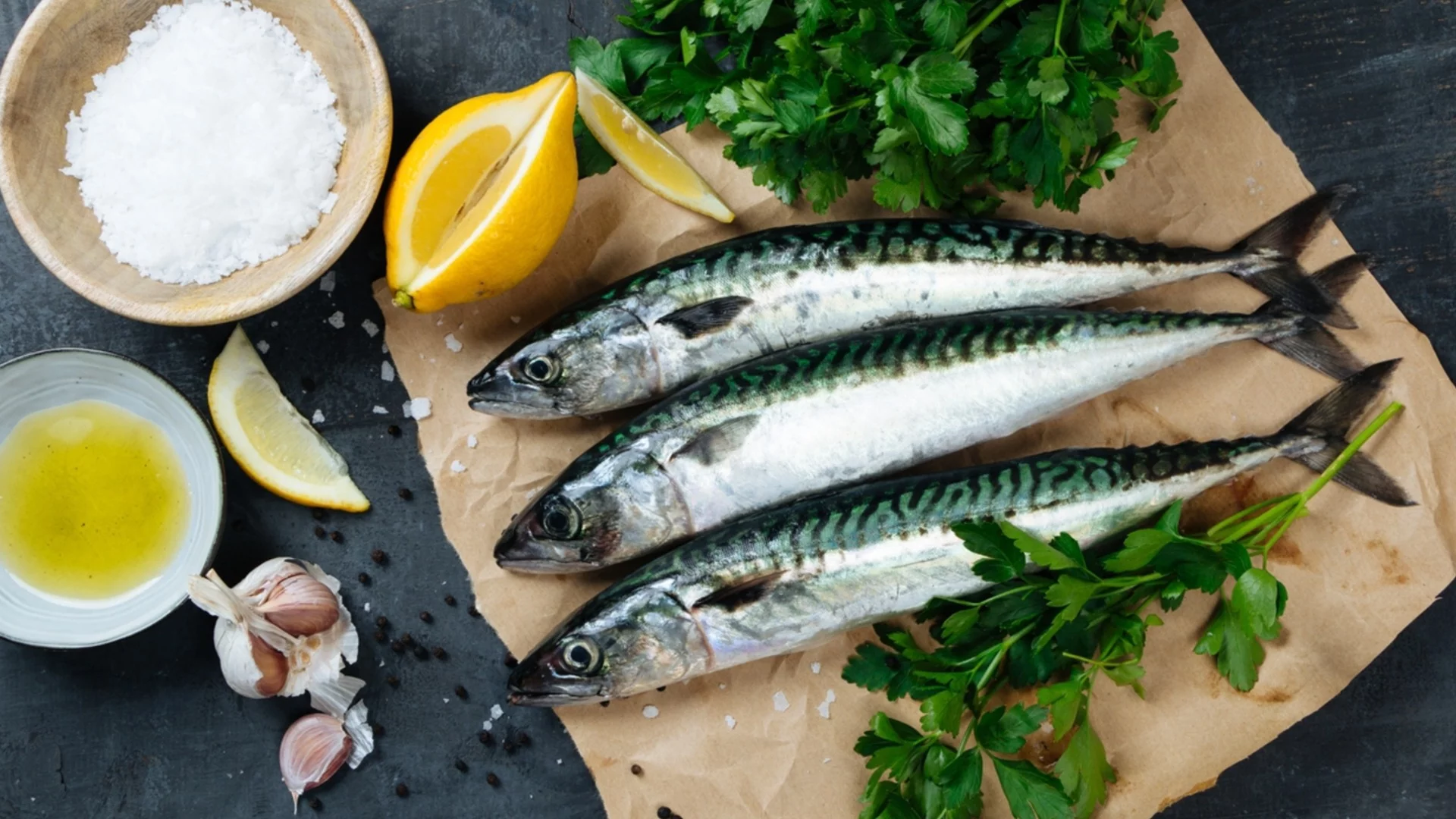 Традиционно за трапезата на Благовещение: Лесна и вкусна рецепта със скумрия