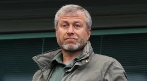 Парите от продажбата на Челси най-после потеглят към Украйна