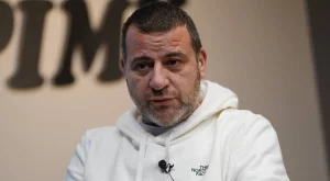 Ще купи ли Ботев Пловдив? Строителят на "Колежа" отговори категорично