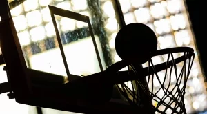 Мъртва точка: Куха настилка контузи трима български баскетболисти