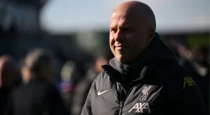 Арне Слот откри новото бижу за защитата на Ливърпул