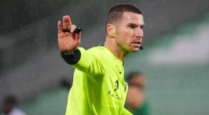 Най-добрият български съдия ще свири на Роналдо