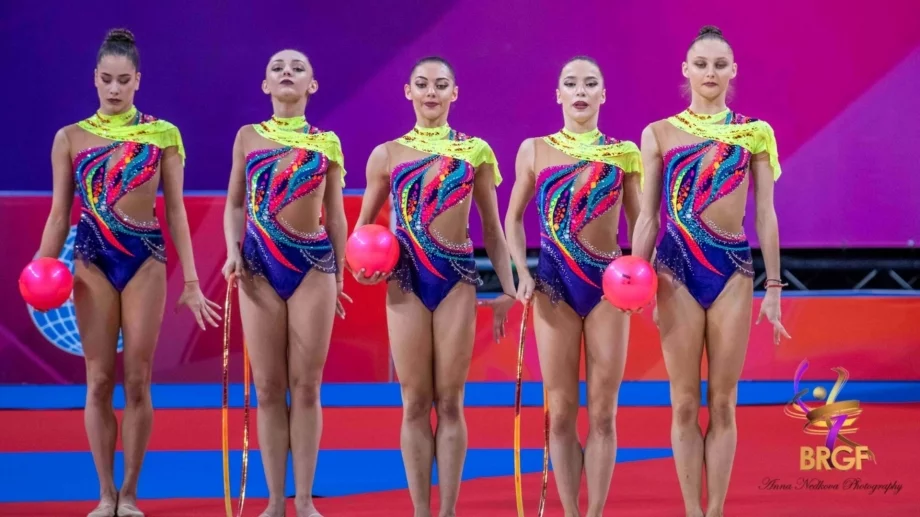 Груби грешки лишиха ансамбъла ни от медал на Световната купа