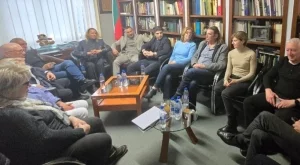 Стефка: Била съм при Бойко, Пеевски и Слави, но не съм зависима