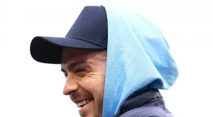 Не се спира: Английски национал пак направи шоу в нощен клуб