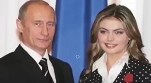 Жената до Владимир Путин: Не говорим за нацизъм, пуснете ни със знаме и химн