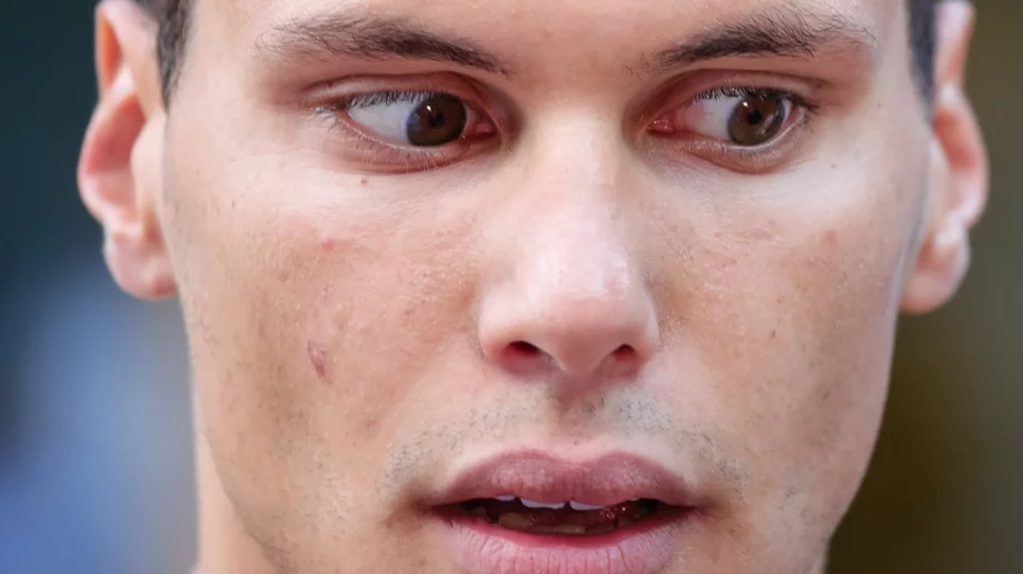 Шефът на плуването: Това е ТОРМОЗ! Антъни ми звъни по 15-20 пъти на ден