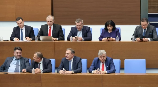 Предозиране: Според ИТН за 100 дни правителството е свършило работа като за 3 години