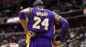 Артикул на великия Коби Брайънт бе продаден за рекордна сума