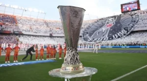 Абсолютно футболно величие пристига в България!