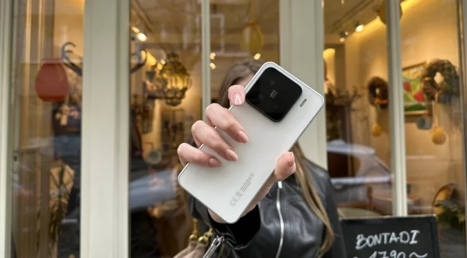 Xiaomi 15: Още повече смартфон, още повече фотоапарат