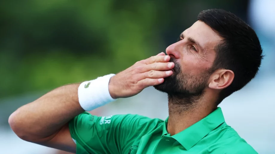 "Теория за блъф": Губи ли Новак Джокович нарочно!?