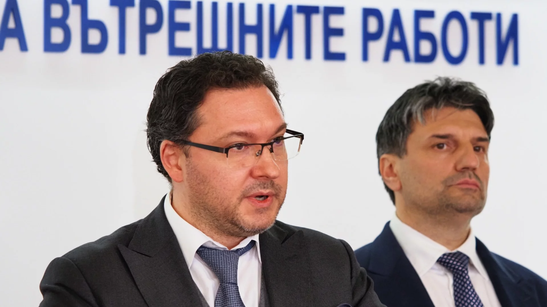 Митов похвали полицията за убийството на Магдалена: Политически мародери безчинстват върху МВР