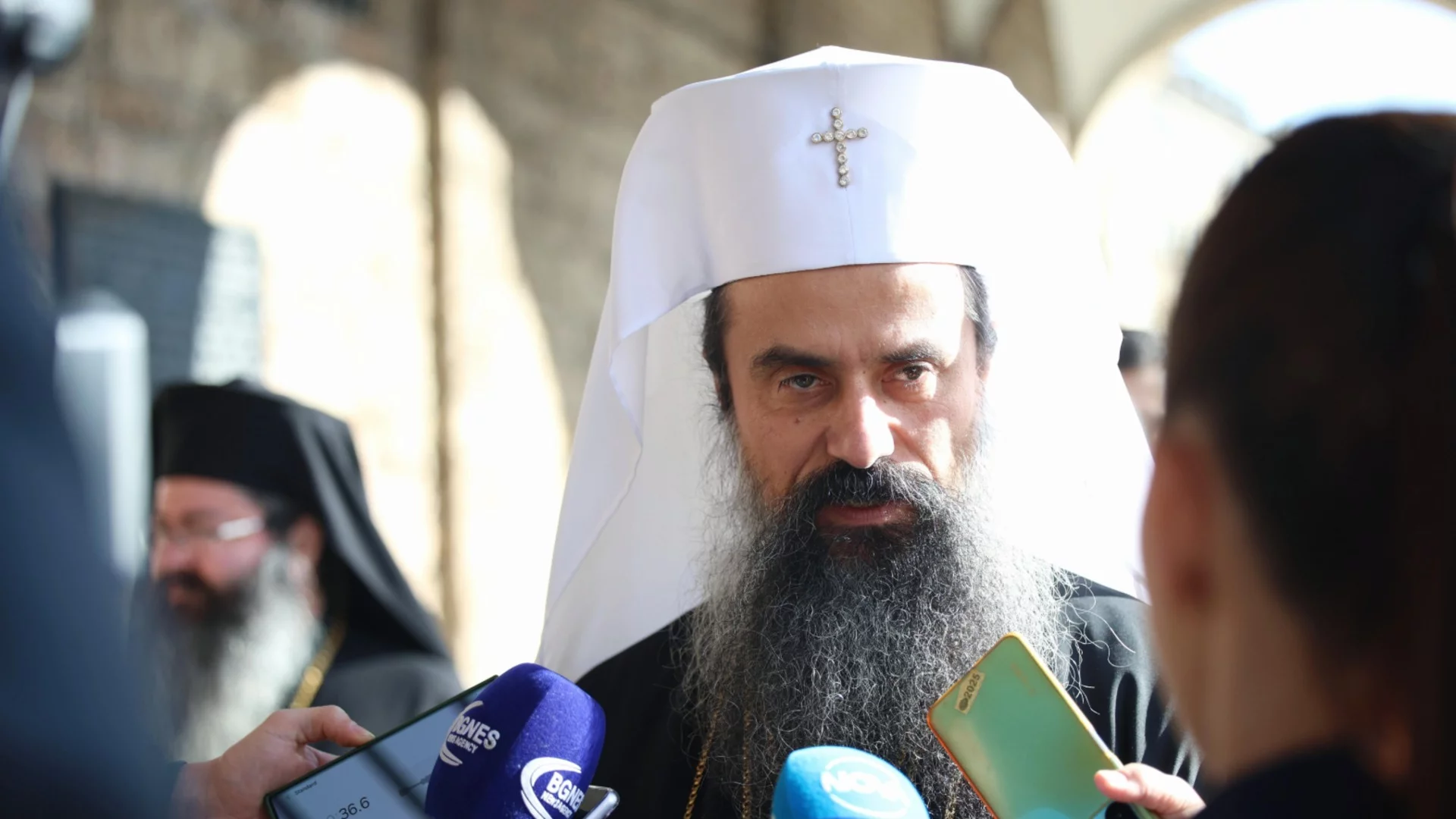 Патриархът: Църквата роди училището с Божията помощ, “Добродетели и религия“ ще ни обедини