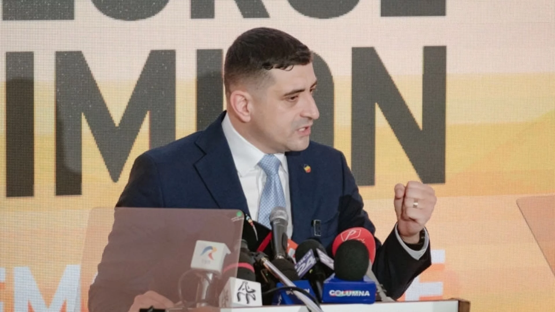 Нови екстремисти, стари проблеми, фасадна демокрация: Румъния отива на ключови избори