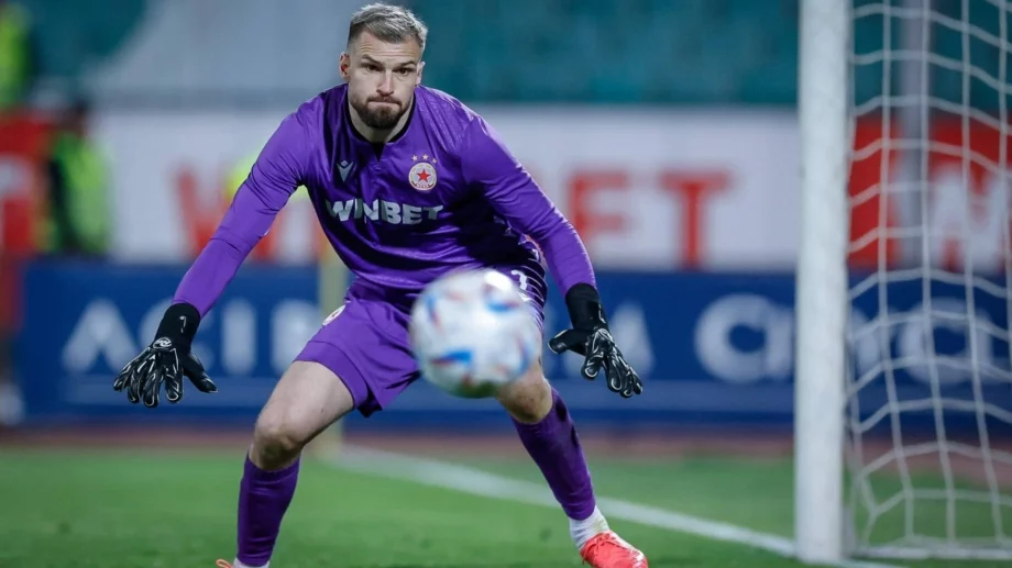 ЦСКА загуби от Берое: Съдийски скандал, Бусато грешник, а Европа се отдалечи (ВИДЕО)