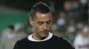 Феновете на Берое с шамар по Александър Томаш