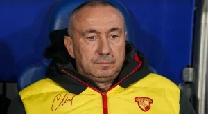 Отбор с отрицателен брой точки затрудни Гьозтепе на Стоилов