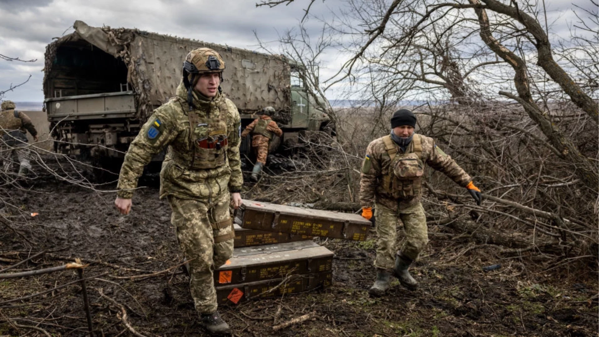 Директор в ЦРУ: Дадохме на Украйна оръжия, за да лее кръв, но не и да победи