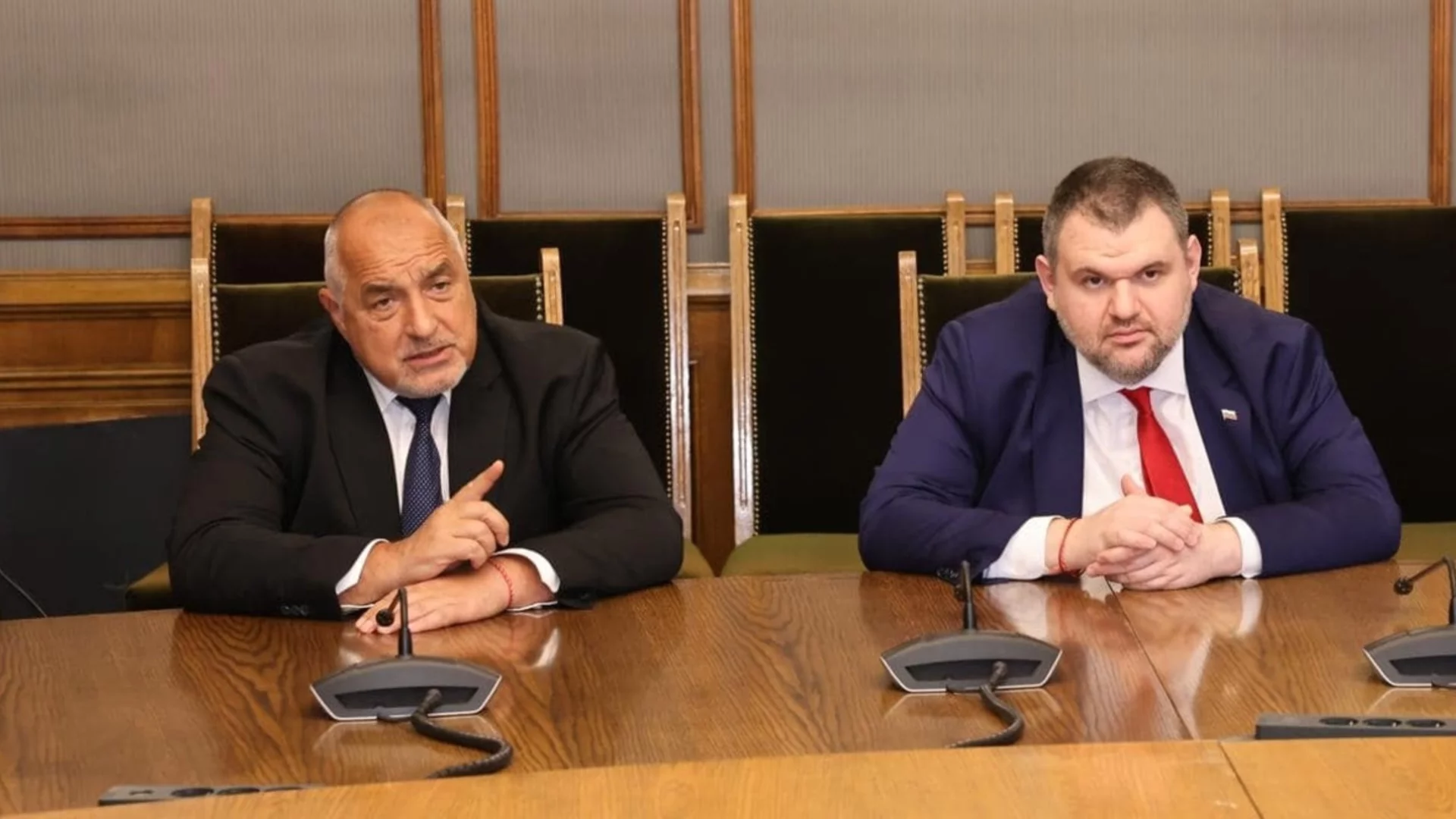 "Пеевски създава нов ГЕРБ и Борисов е с него": Анализ