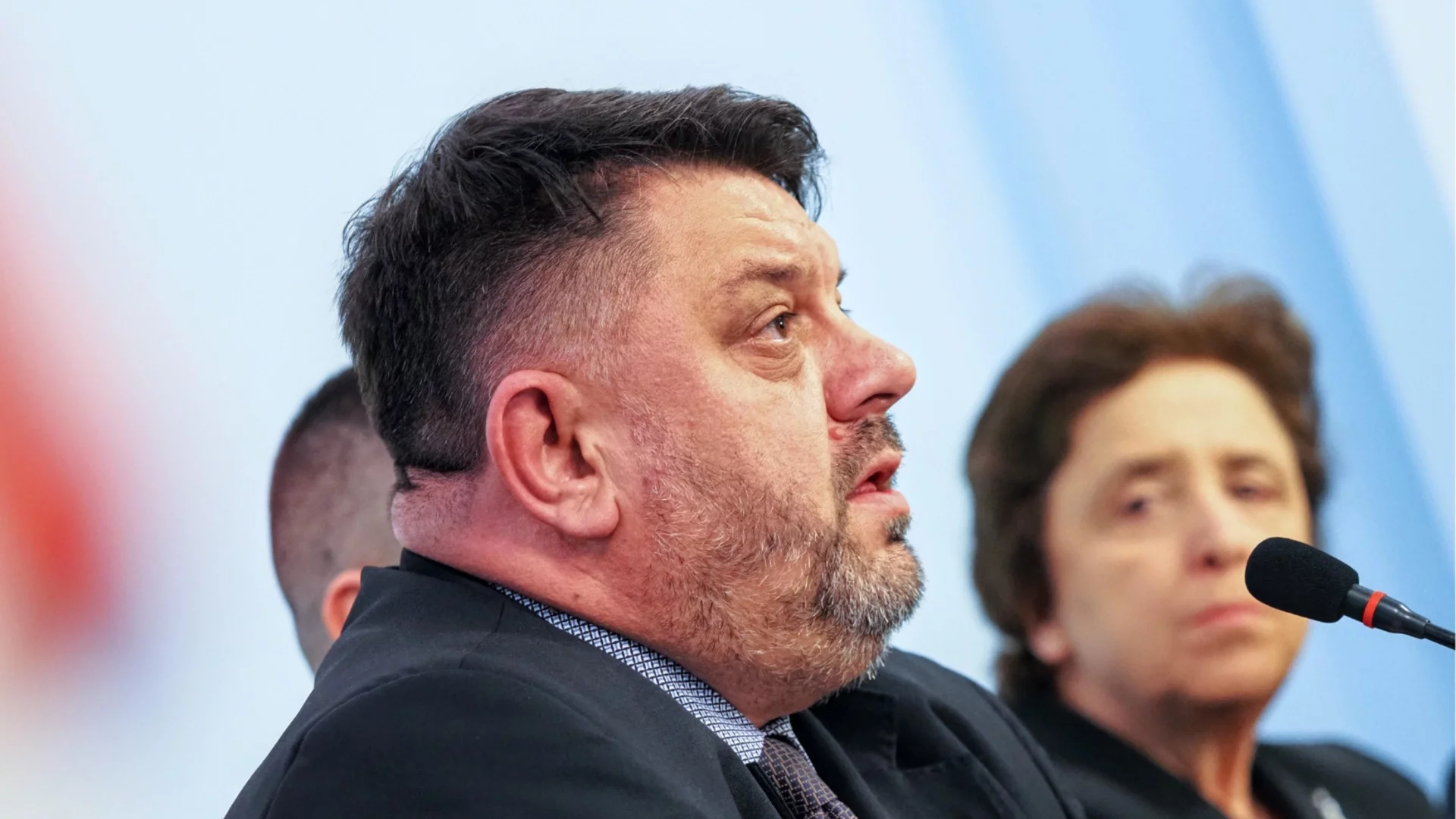 Ще подкрепи ли БСП отнемането на имунитетите на депутати от "Възраждане"?