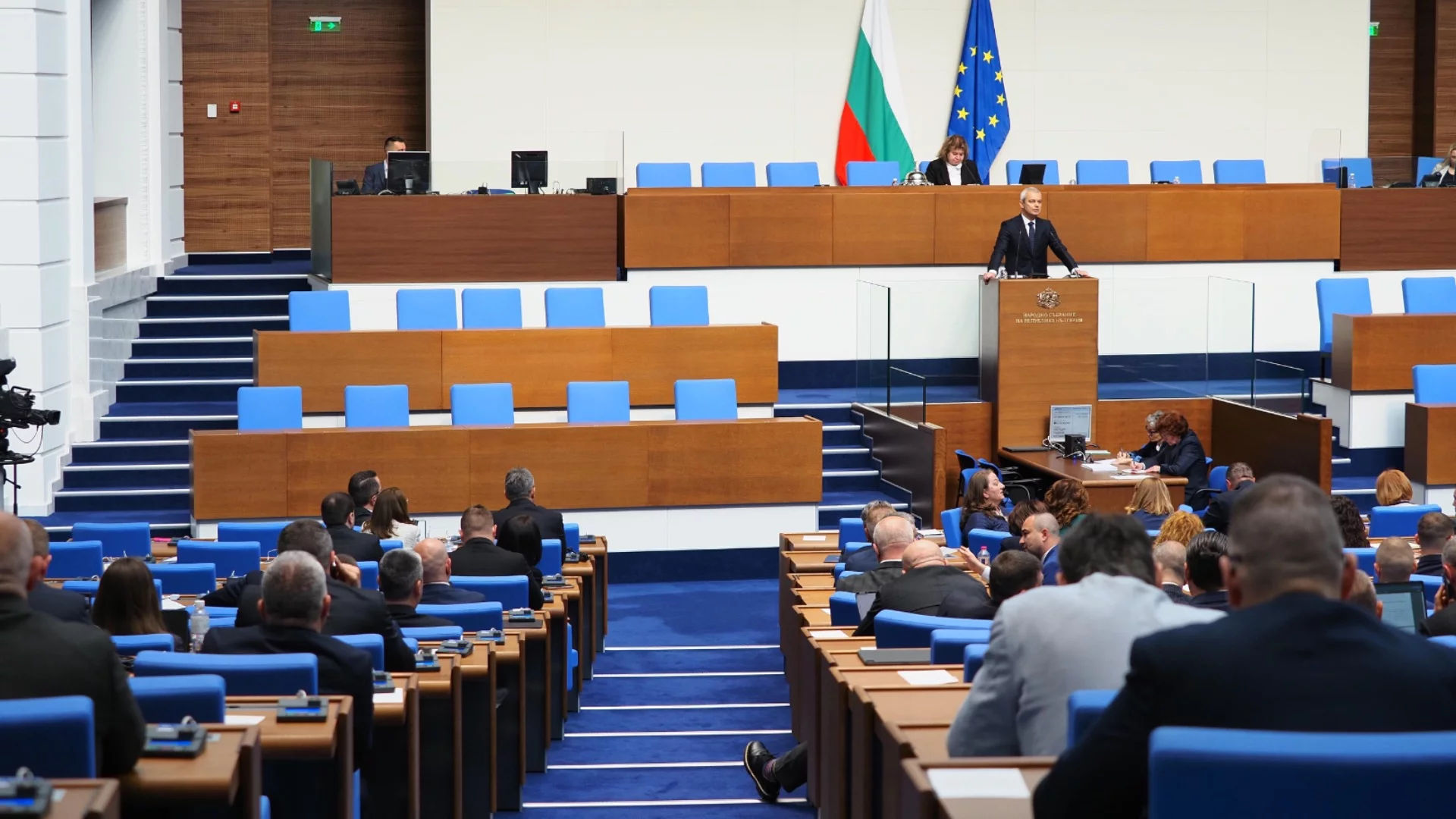 ГЕРБ пак спаси имунитетите на депутати от "Възраждане" и ДПС-Доган