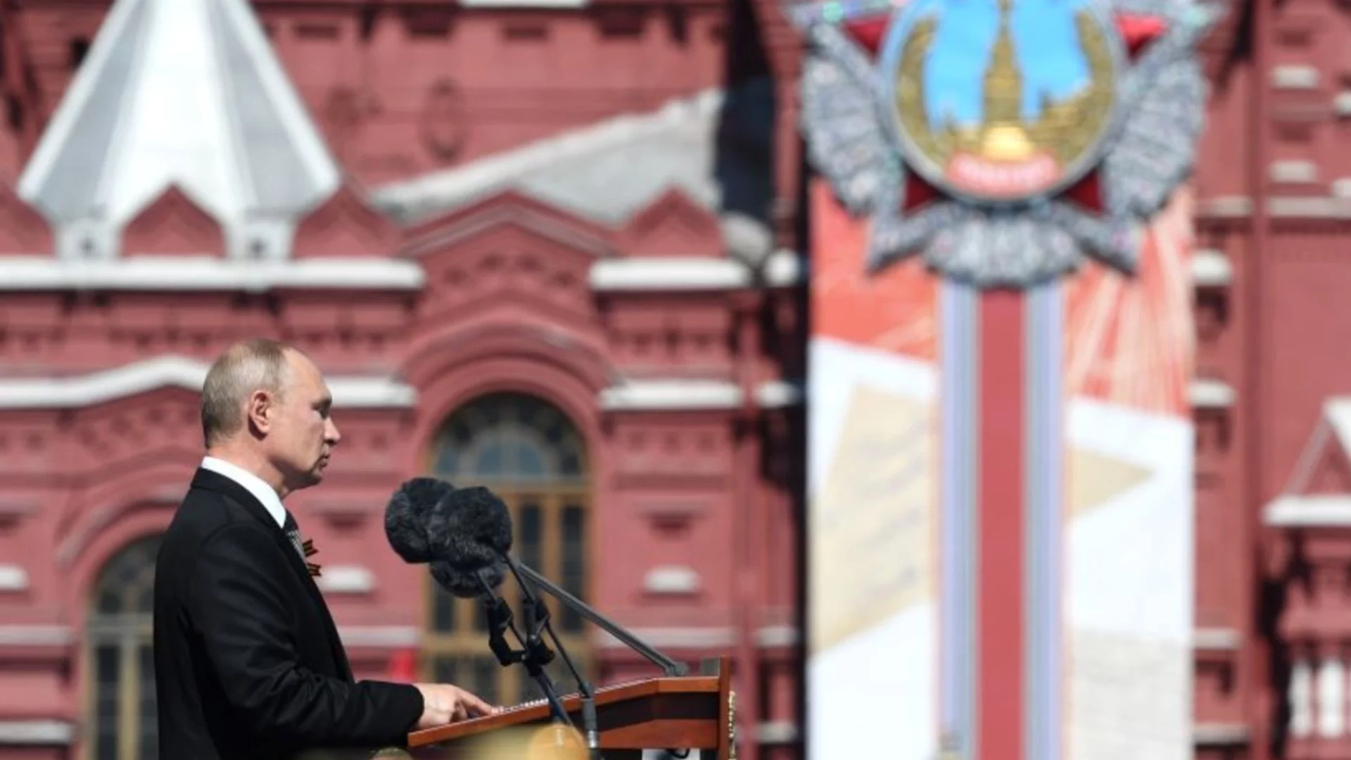 Парада на страха: Маршируващите убийци, организирали Буча, ще говорят за зверствата на нацистите (ВИДЕО)
