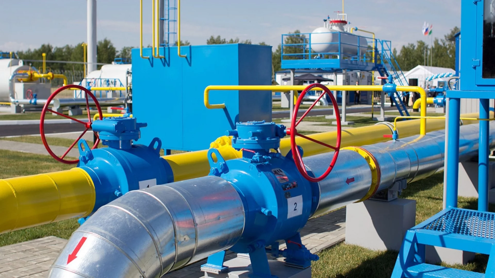 САЩ пускат руския газ за Европа срещу дял от "Газпром"?