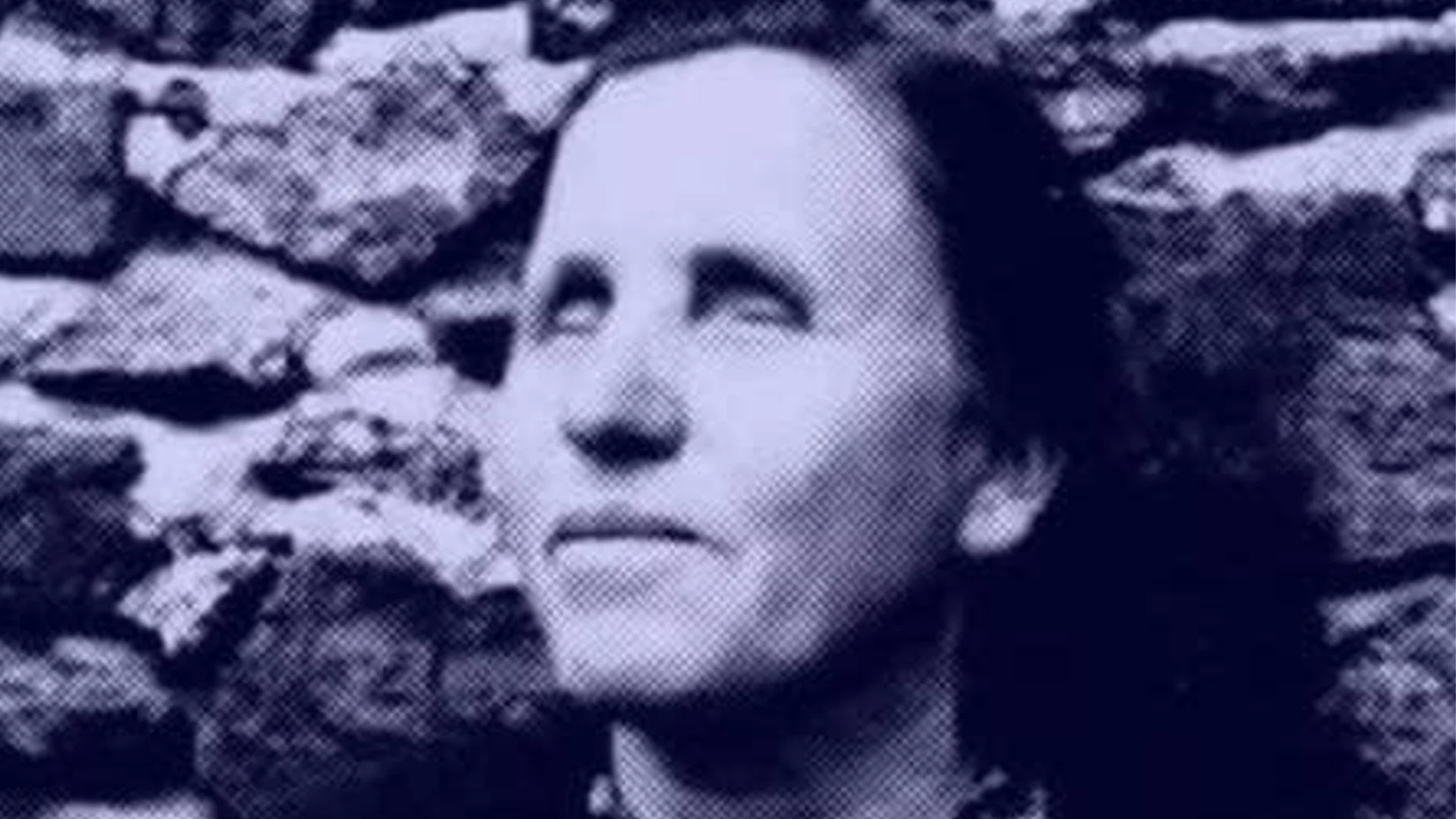 Румънци възпяха Баба Ванга в хит, превзел интернет (ВИДЕО)
