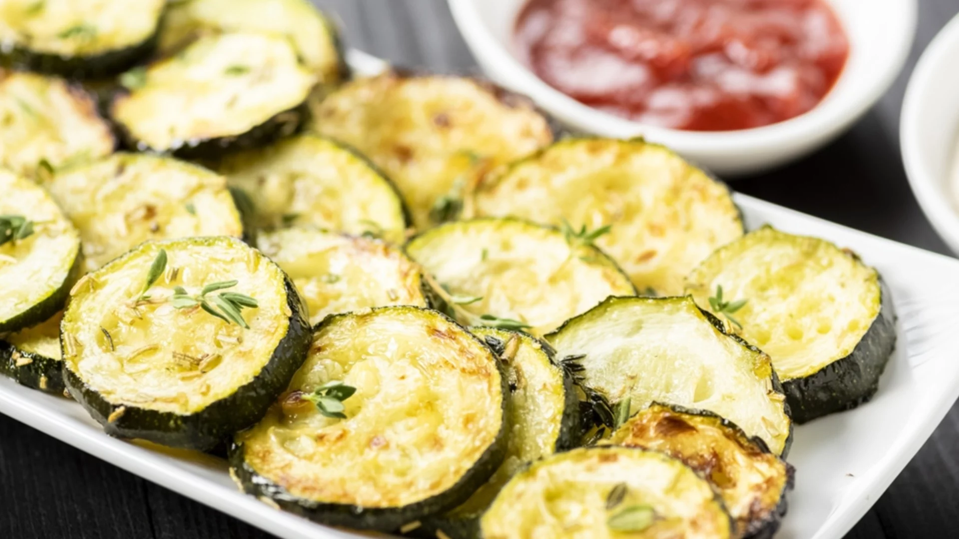Най-вкусните тиквички по гръцки: Рецепта за 7 минути