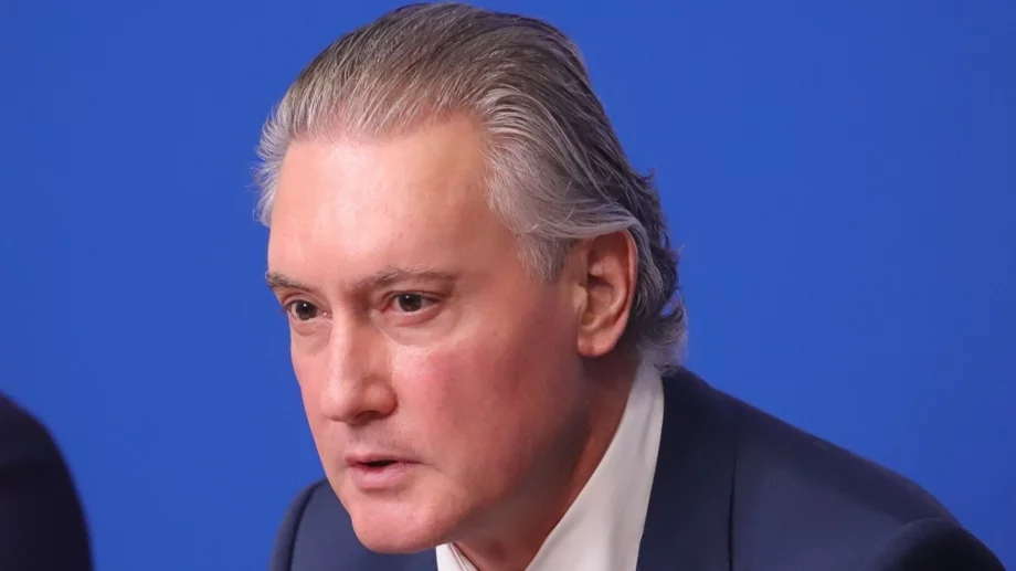 Точно преди ЦСКА - Лудогорец: Кирил Домусчиев съди старши треньора на ЦСКА за 40 000 лева