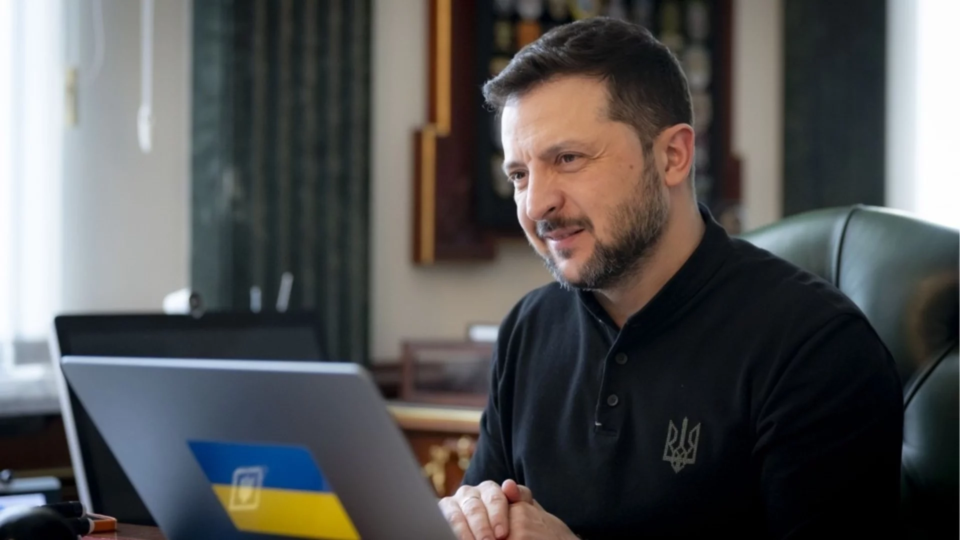 Володимир Зеленски разговаря с папа Лъв XIV, покани го в Украйна