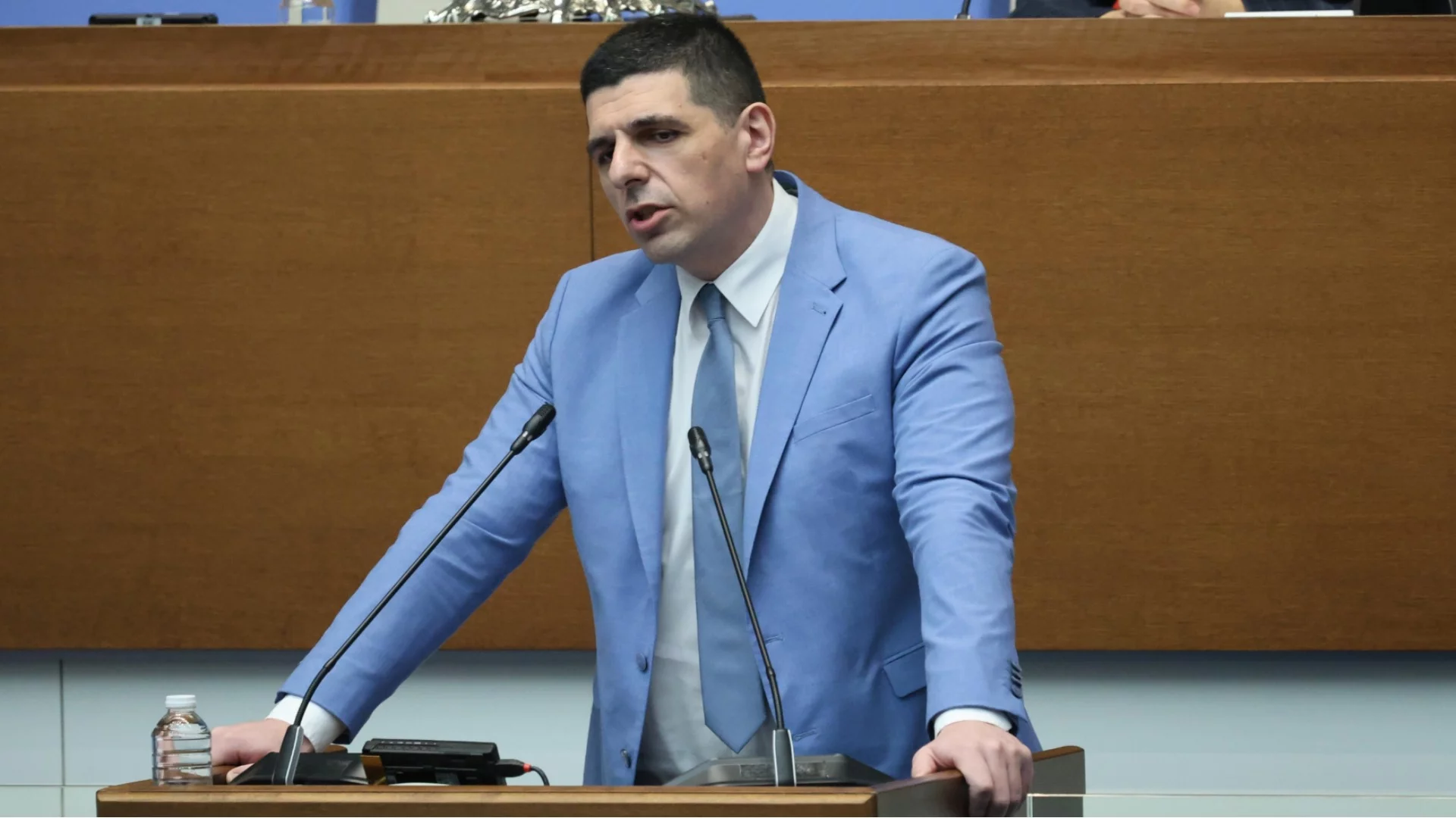 ПП-ДБ с контраатака срещу президента след искането за референдум
