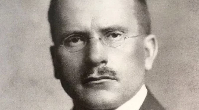 Какво значение има месеца, в който си роден? Според Юнг, това определя дали си мъдрец, строител или воин