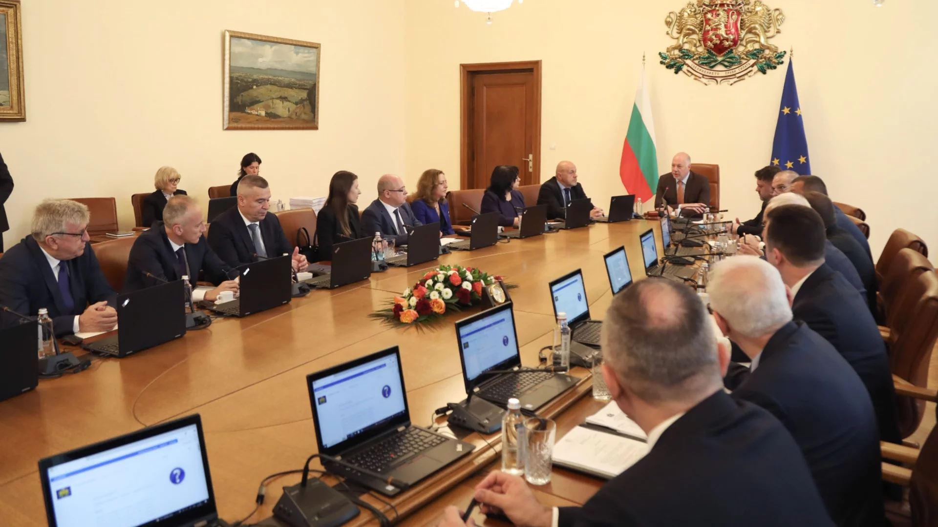 Стотици хиляди левове: България подпомага хуманитарно Мианмар след земетресението