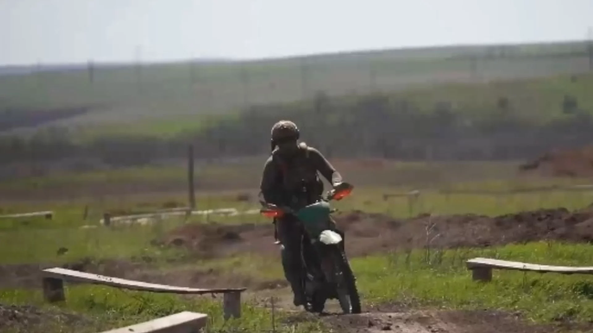 Руската армия днес: Оценки за боеспособността ѝ и нов метод да се воюва (ОБЗОР - ВИДЕО)