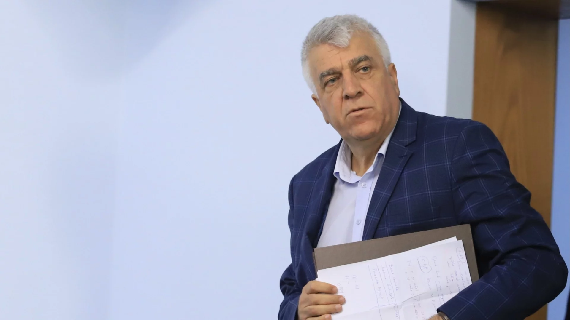Тежко разцепление в БСП заради еврото: Румен Гечев напуска партията, Пловдив и Варна бойкотират ръководството