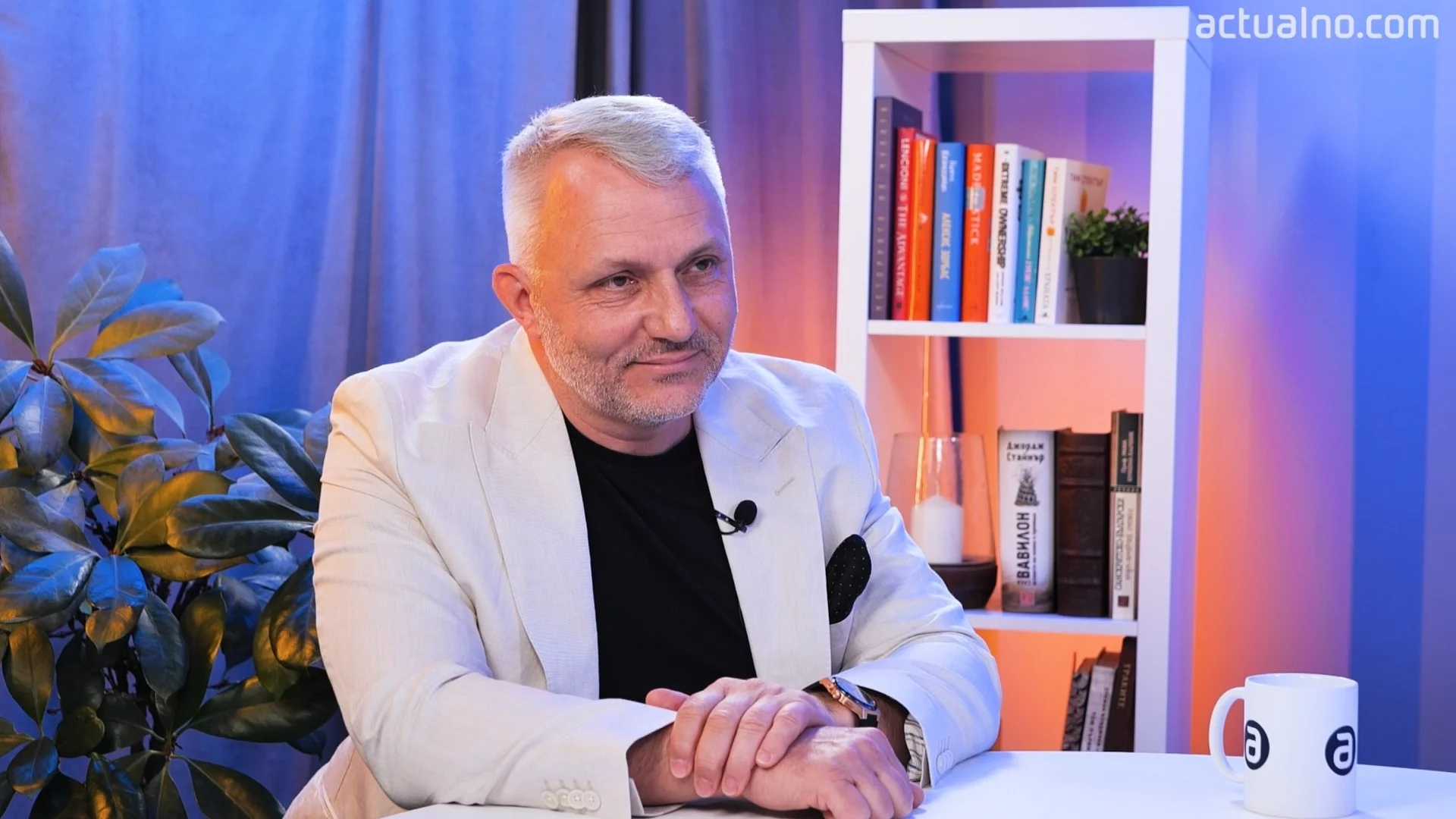 Вероятно съпругата му лично го съветва по правните въпроси: Николай Хаджигенов за референдума на Радев (ВИДЕО)