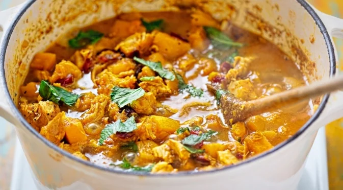 Пролетна яхния с марули: Вкусно и ароматно ястие