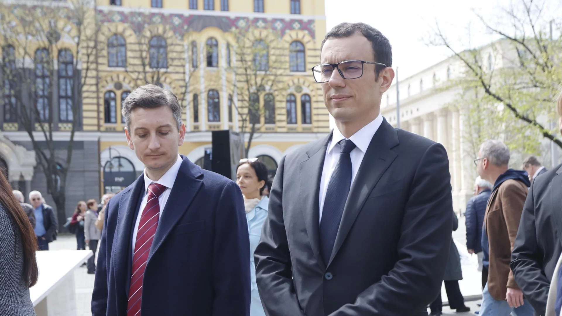Срещу "мафията и шофьорчетата": Граждани в подкрепа на кмета Терзиев