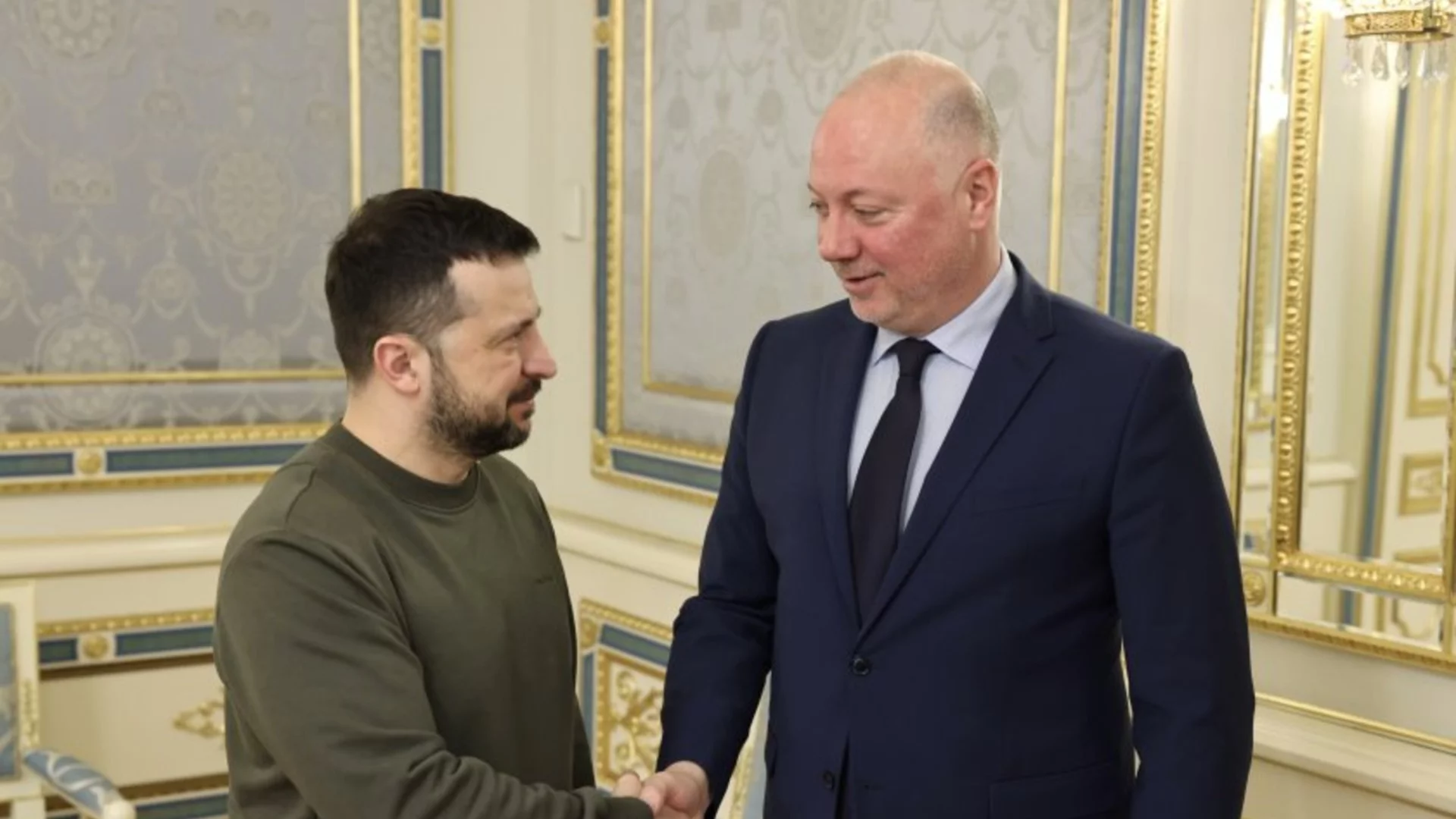 Зеленски и Желязков на една маса за по-тежки санкции срещу Русия