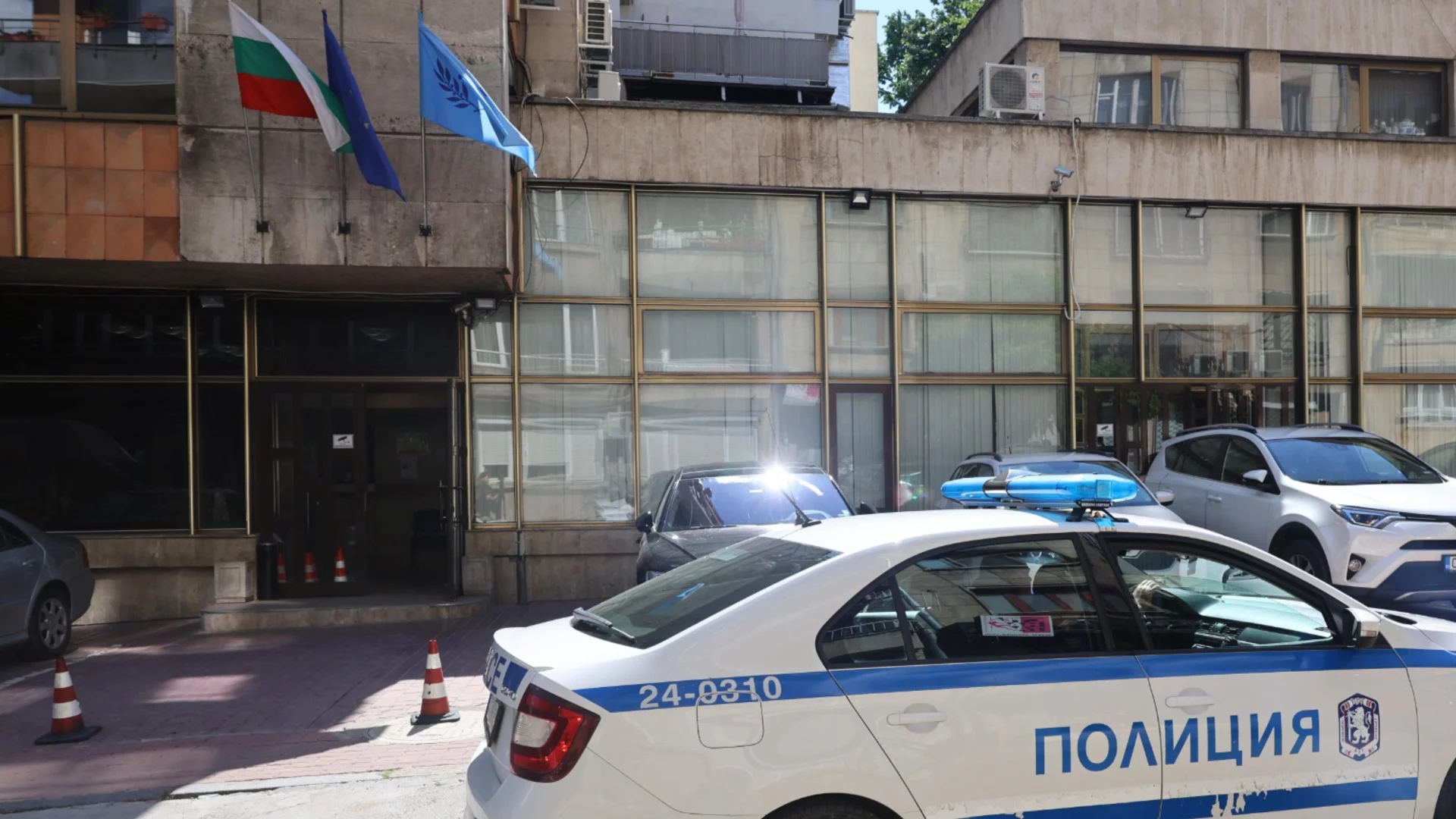 "Ще си търсим правата в Европейския съд": ДПС - Доган останаха без централа