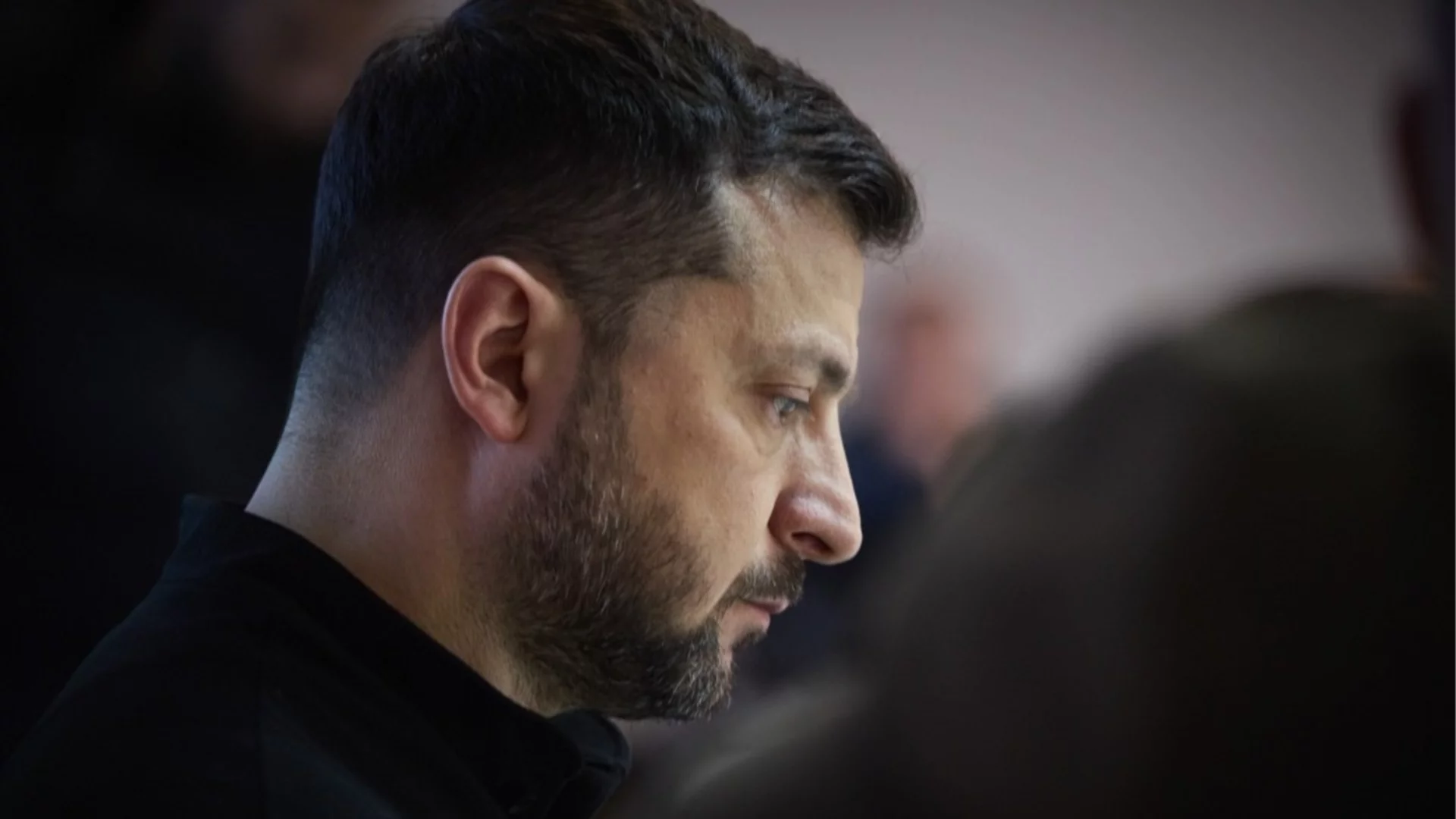 Зеленски: Трябват още санкции, с които Русия да усети пълната цена на агресията си (ВИДЕО)