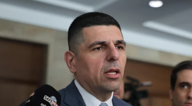 Ивайло Мирчев: Борисов ни подтиква към престъпление и грабеж