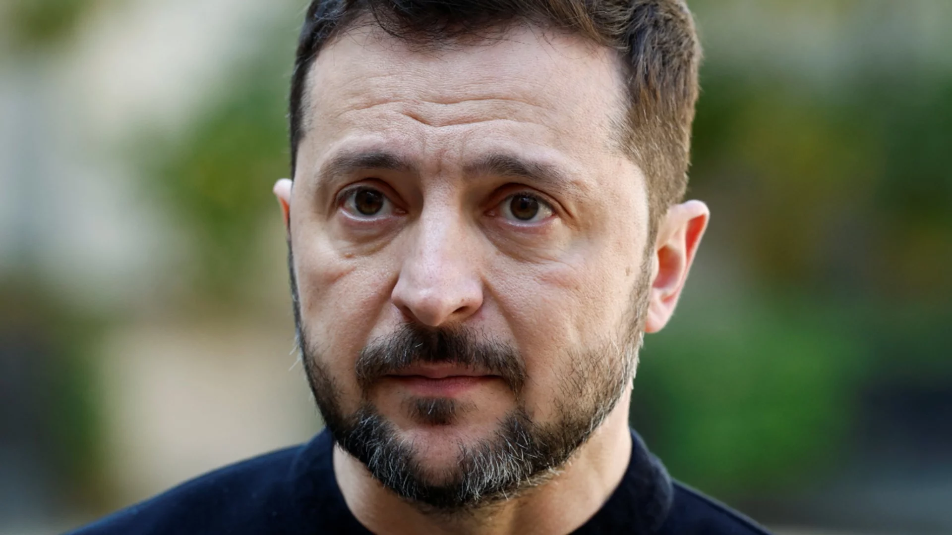 Скача доверието в Залужни и Буданов, умишлено не ги включват в рейтингите за президент: Глас от Украйна