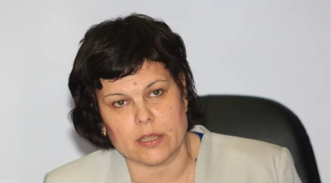 МОН: Няма как от нас да изтекат отговорите на матурите